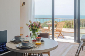 Apartment 8, Forest Cove